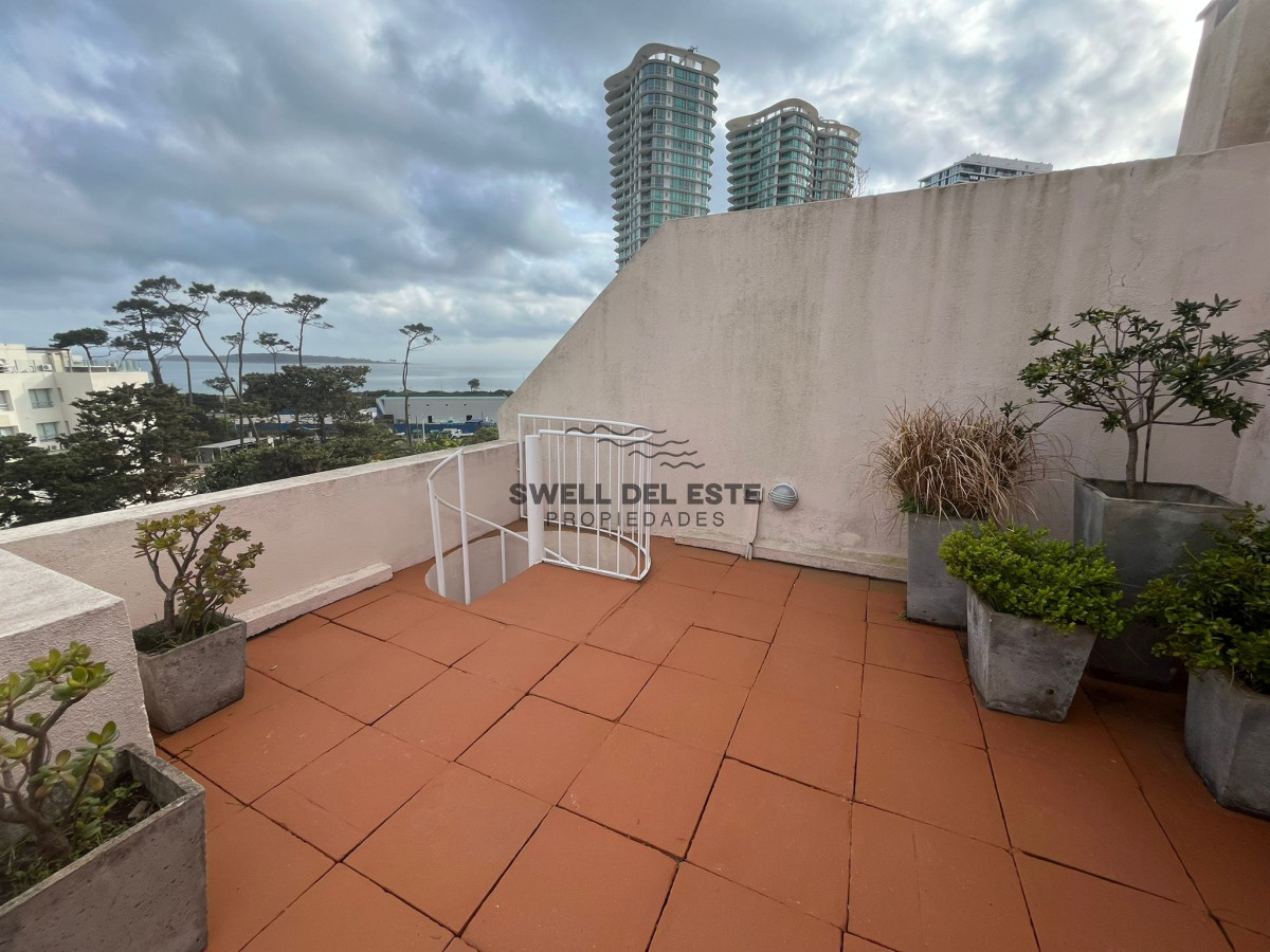 Apartamento ID.233 - Penthouse en venta, Mansa Punta del Este