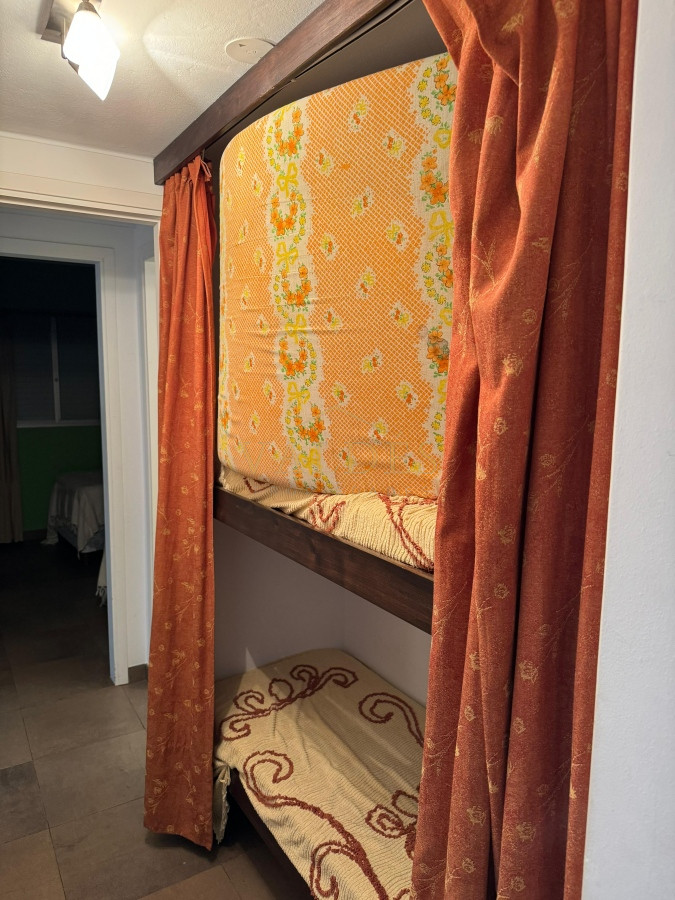 Apartamento ID.3349 - Apartamento en venta 2 dormitorios y medio, Playa Mansa, Punta del Este