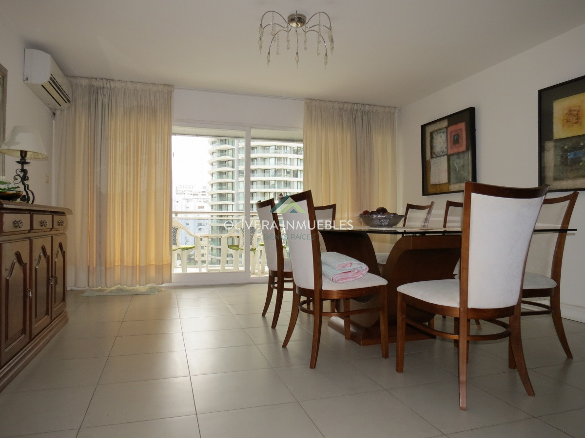 Apartamento ID.5345 - Venta de apartamento 3 dormitorios, full amenities, en uno de los mejores barrios de Punta del Este 