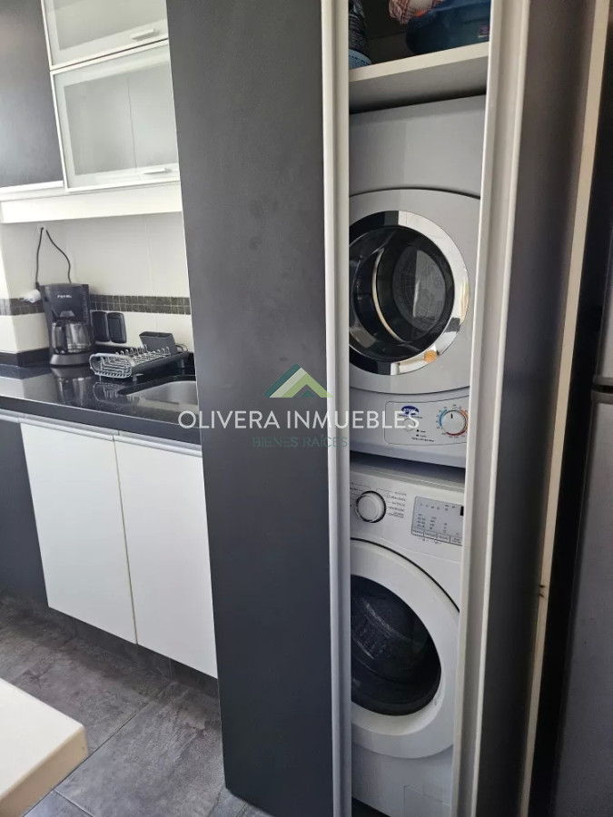 Apartamento ID.12253 - Venta Apto 2 Dormitorios y Cochera Pocitos
