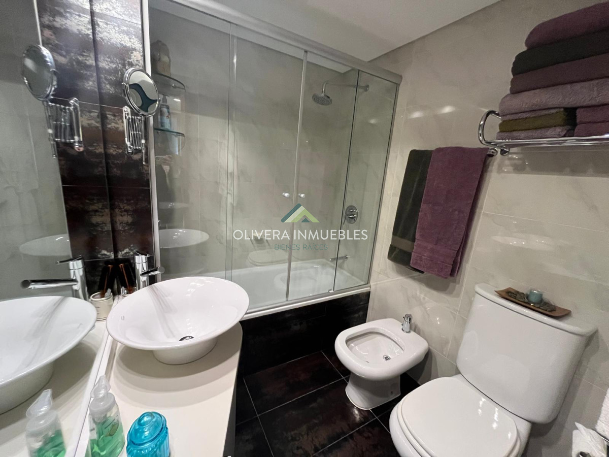 Apartamento ID.13713 - Apartamento en venta a pasos del mar, Punta del Este