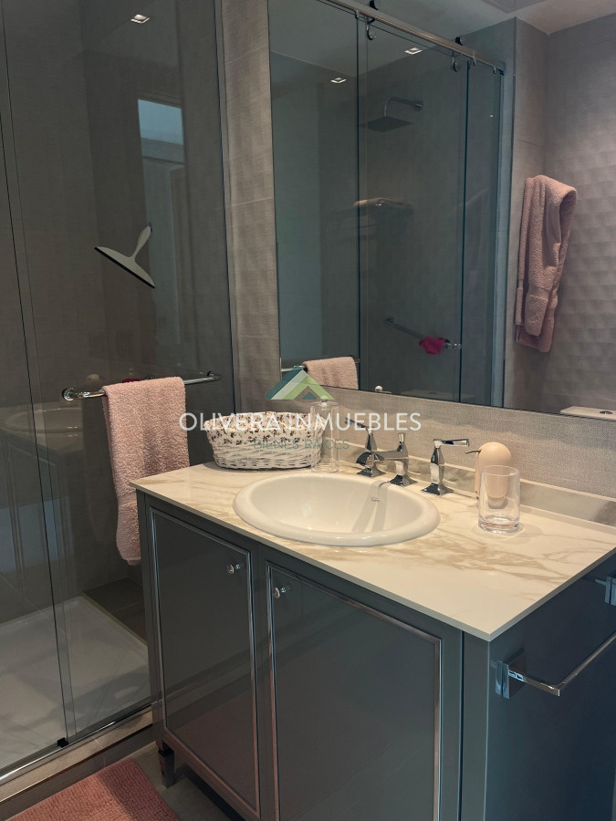 Apartamento ID.12712 - Venta Apartamento 3 dormitorios Fendi Chateau Playa Mansa Punta del Este