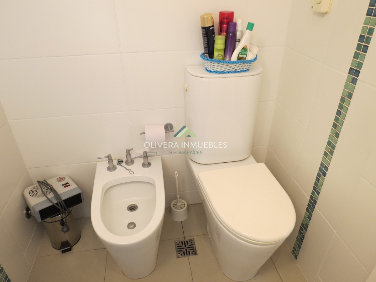 Apartamento ID.5345 - Venta de apartamento 3 dormitorios, full amenities, en uno de los mejores barrios de Punta del Este 