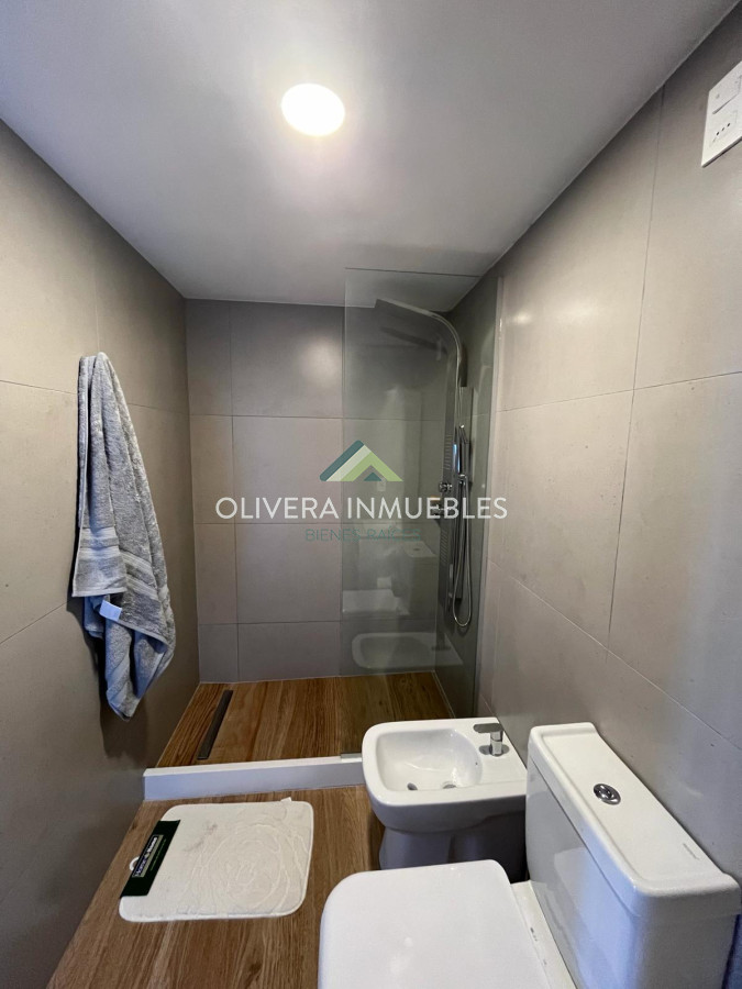 Apartamento ID.11435 - Apartamento en venta, alquiler anual o alquiler de verano  de 2 dormitorio en Playa Mansa, Punta del Este
