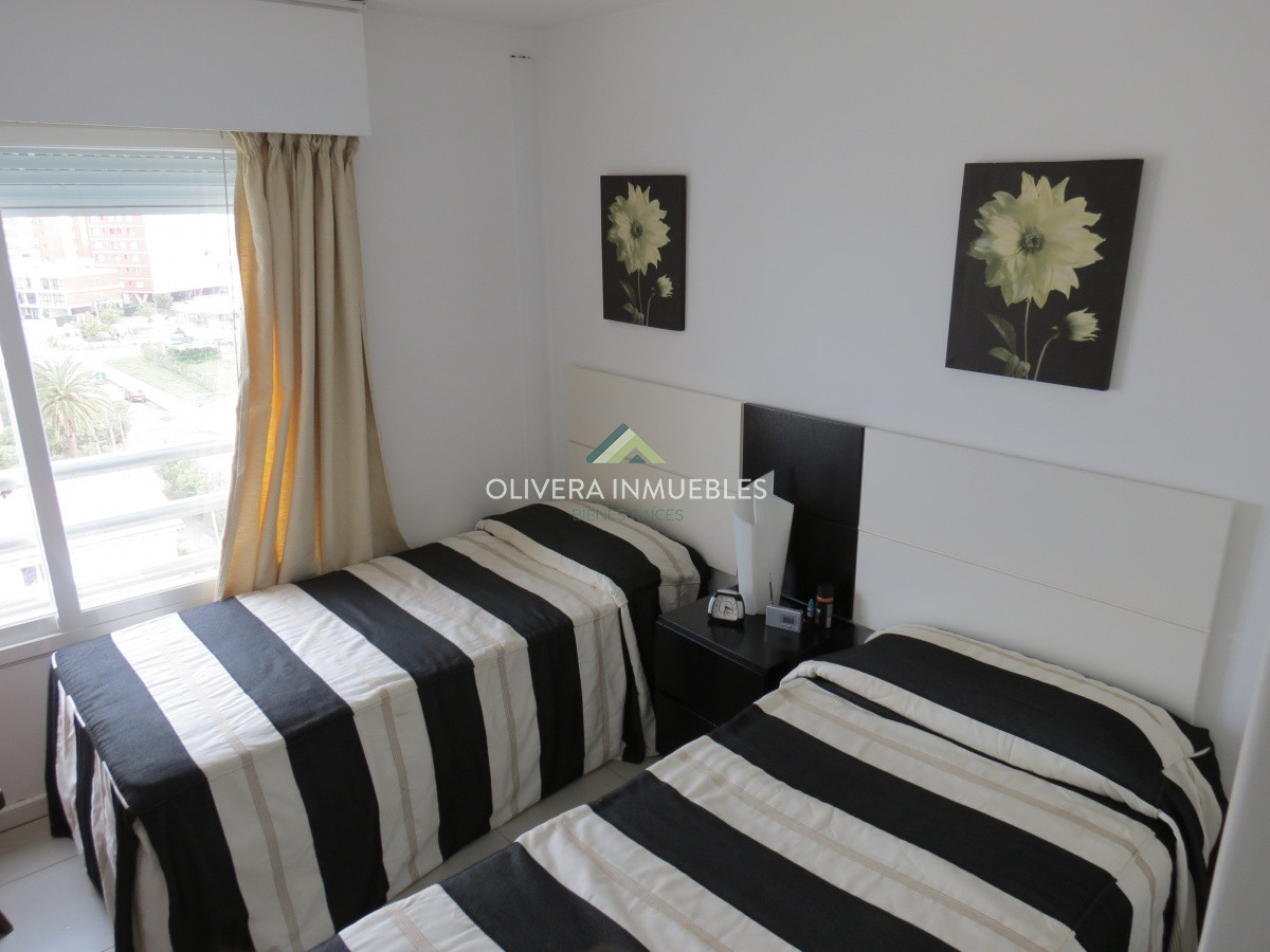 Apartamento ID.5345 - Venta de apartamento 3 dormitorios, full amenities, en uno de los mejores barrios de Punta del Este 