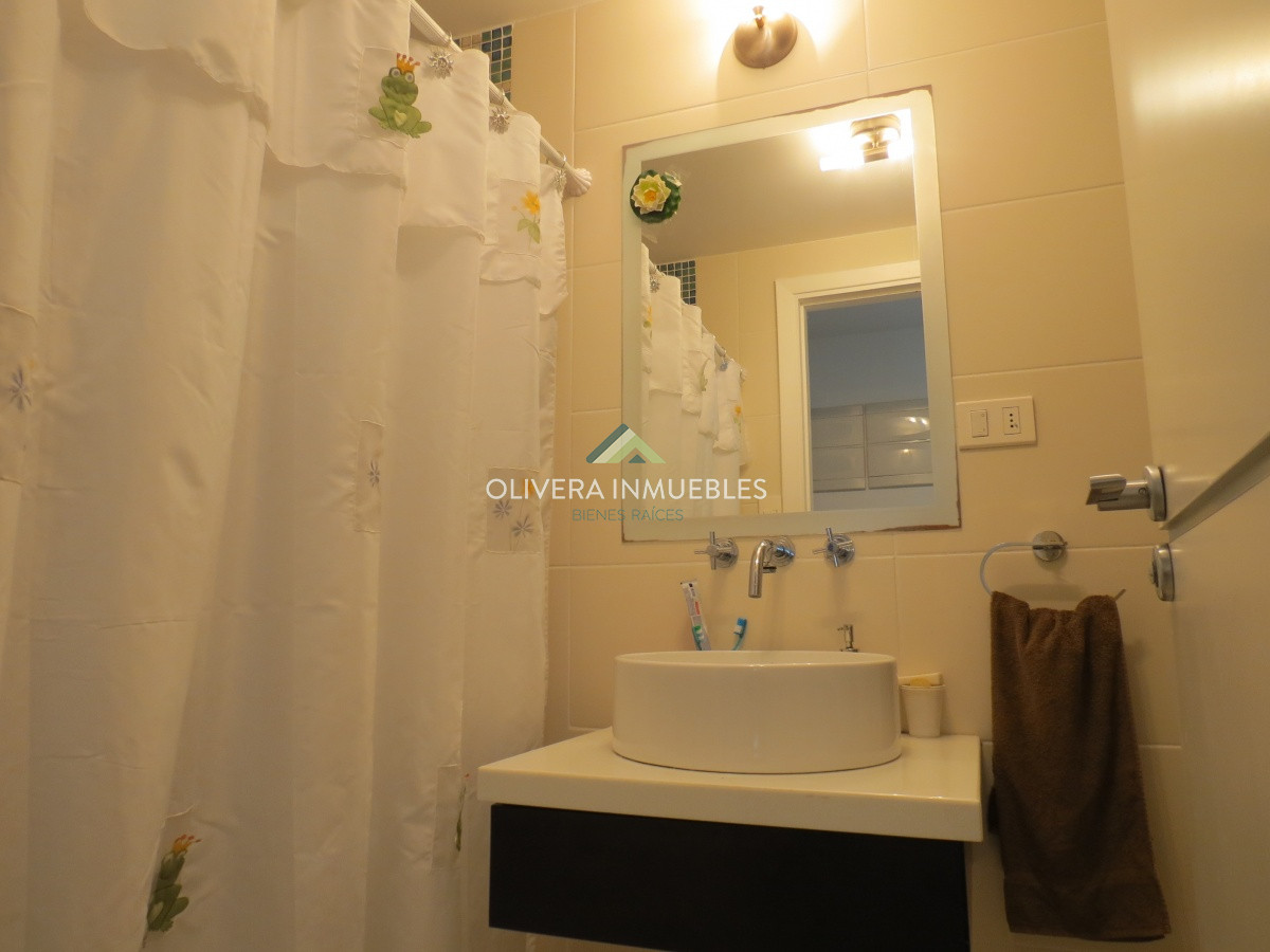 Apartamento ID.5345 - Venta de apartamento 3 dormitorios, full amenities, en uno de los mejores barrios de Punta del Este 