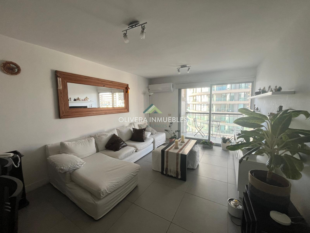 Apartamento ID.13689 - Apartamento en venta, 2 dormitorios en La Pastora, Punta del Este