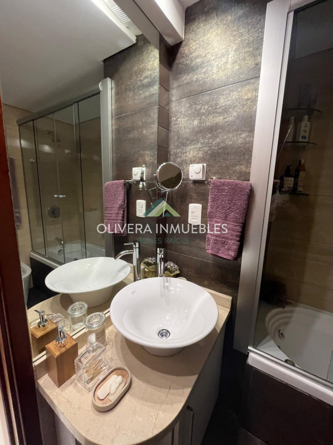 Apartamento ID.13713 - Apartamento en venta a pasos del mar, Punta del Este