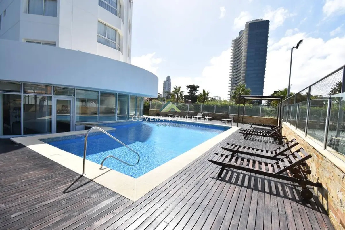 Apartamento ID.10628 - Apartamento en alquiler de temnporada o venta -Punta del Este