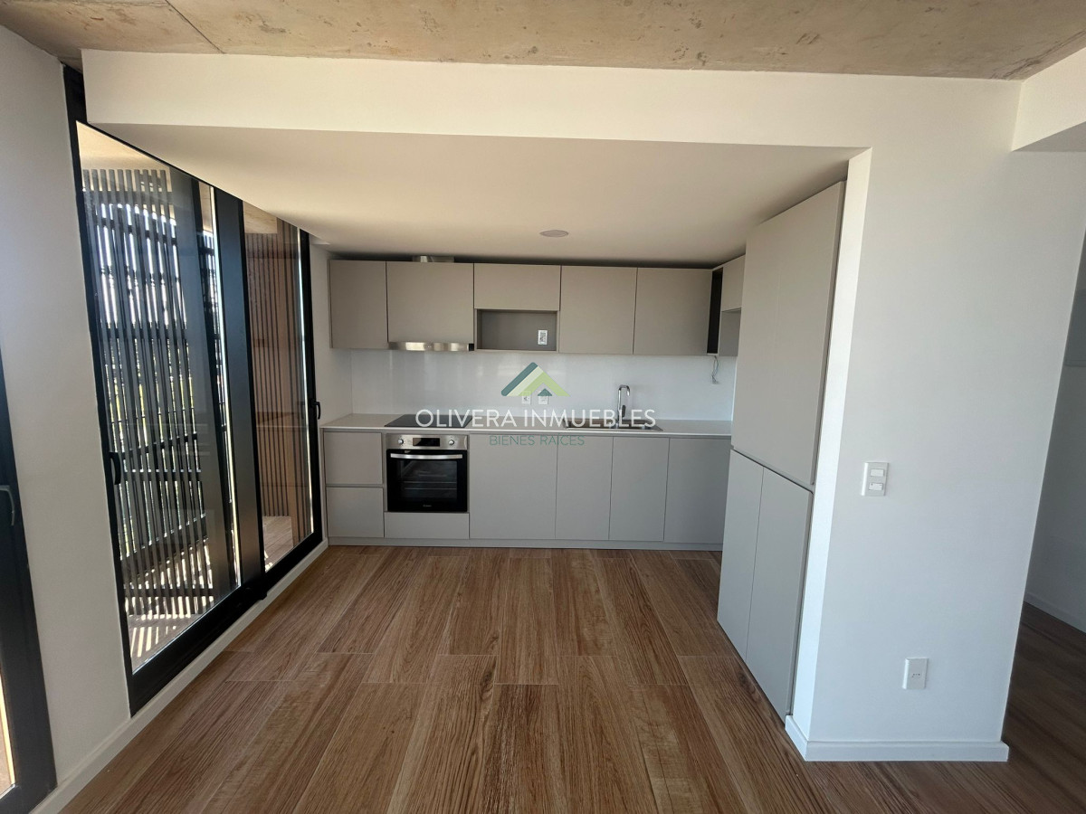 Apartamento ID.12778 - Apartamento en venta 2 dormitorios Playa Mansa Punta del Este 