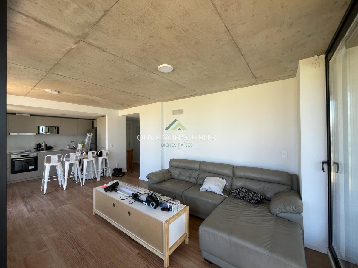 Apartamento ID.11435 - Apartamento en venta, alquiler anual o alquiler de verano  de 2 dormitorio en Playa Mansa, Punta del Este