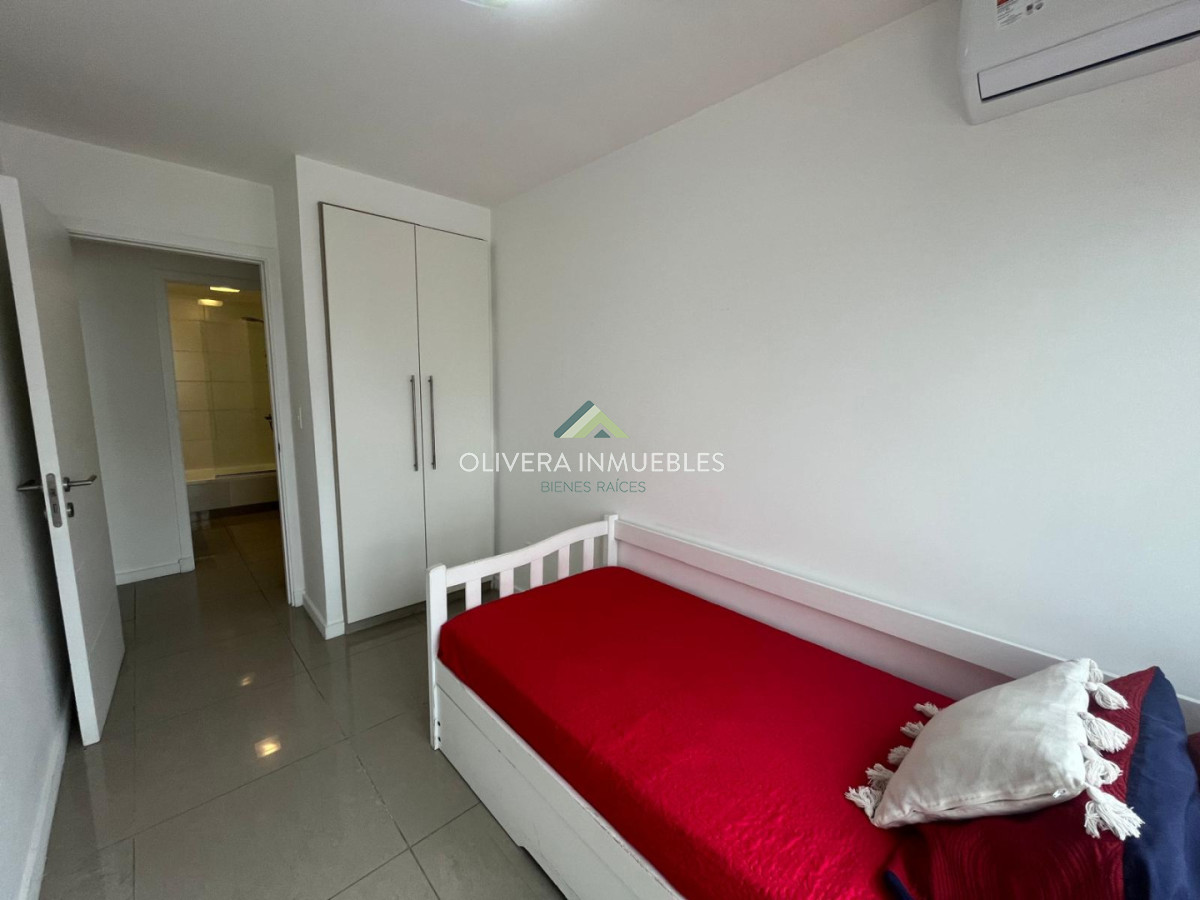 Apartamento ID.13835 - Apartamento en venta con vista a la Brava, Punta del Este