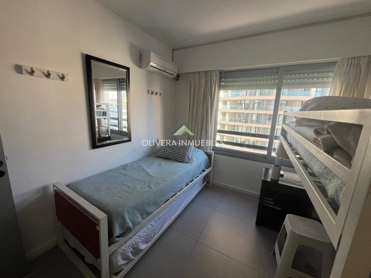 Apartamento ID.13689 - Apartamento en venta, 2 dormitorios en La Pastora, Punta del Este