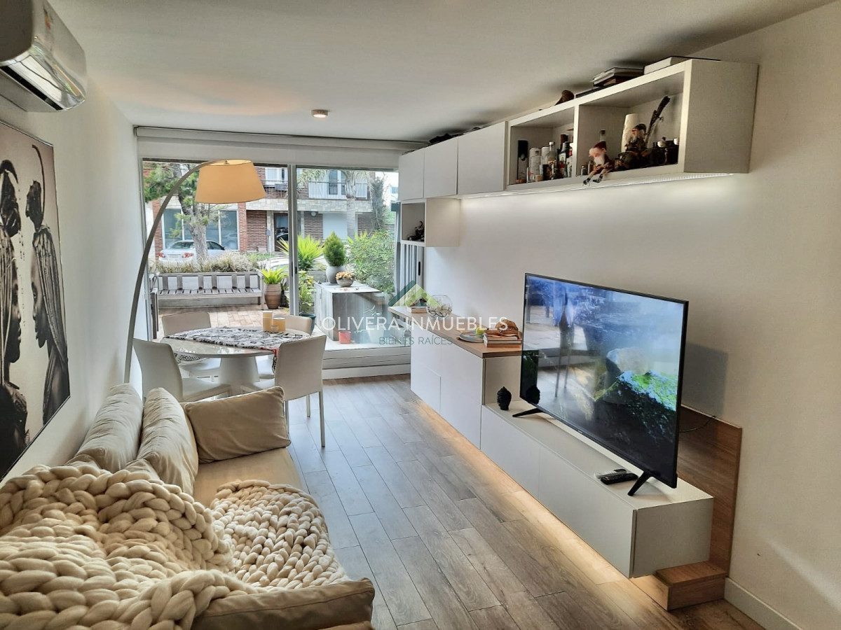Apartamento ID.10017 - VENTA DE APARTAMENTO DE 1 DORMITORIO EN PENISULA PUNTA DEL ESTE