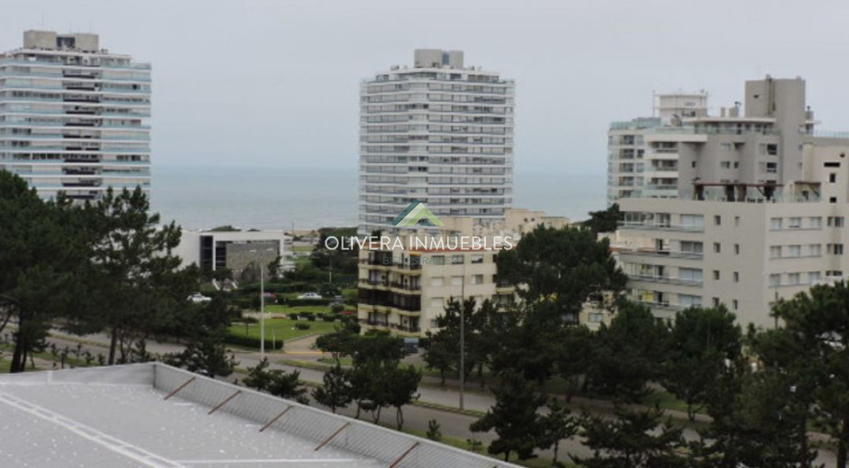 Apartamento ID.3885 - Venta apartamento de 2 dormitorios, Punta del Este!!!