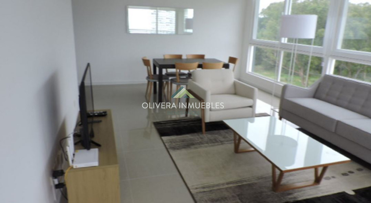 Apartamento ID.3885 - Venta apartamento de 2 dormitorios, Punta del Este!!!