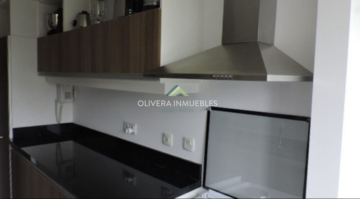 Apartamento ID.3885 - Venta apartamento de 2 dormitorios, Punta del Este!!!