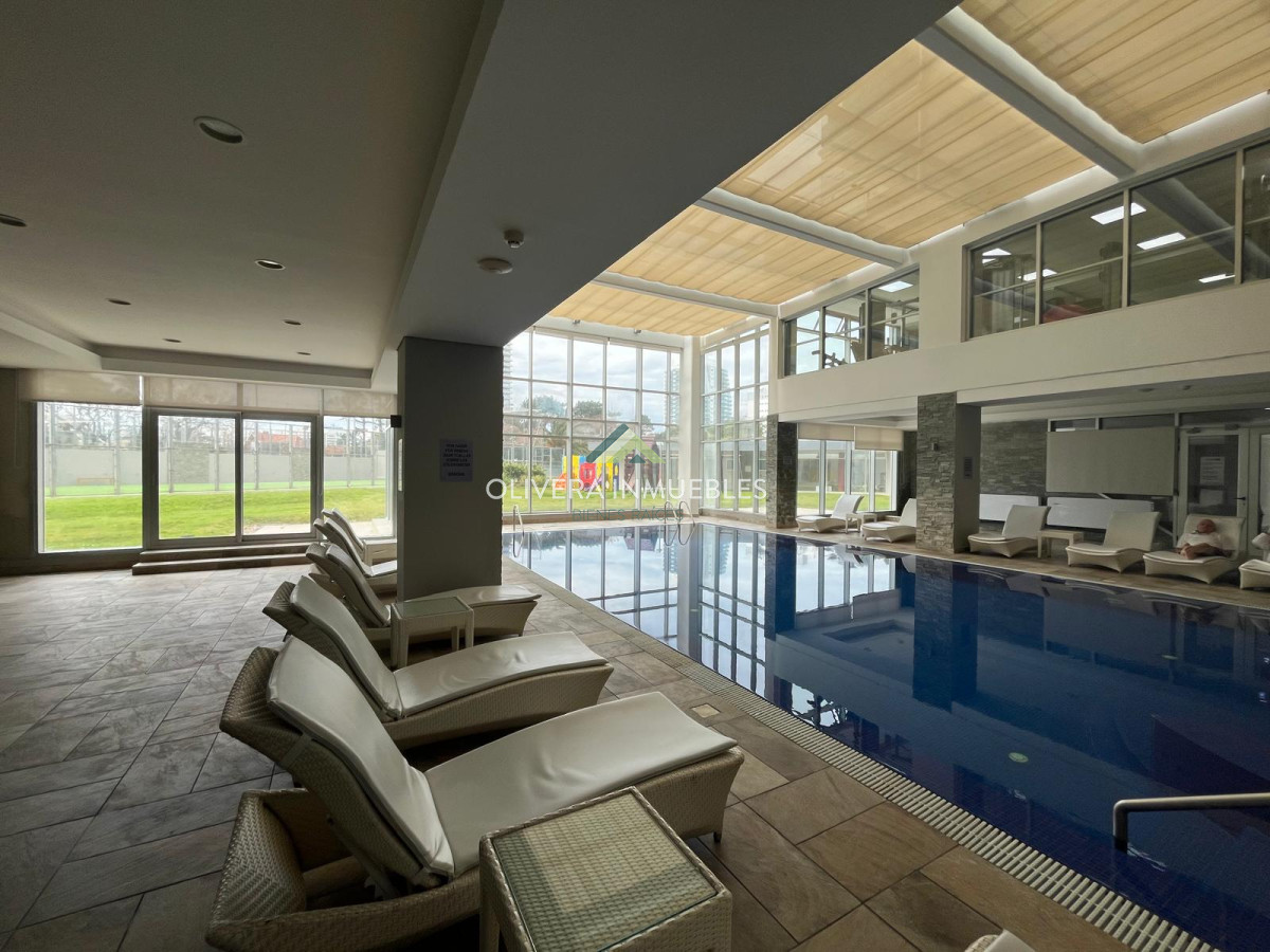 Apartamento ID.13714 - Apartamento en venta a pasos del mar, Punta del Este