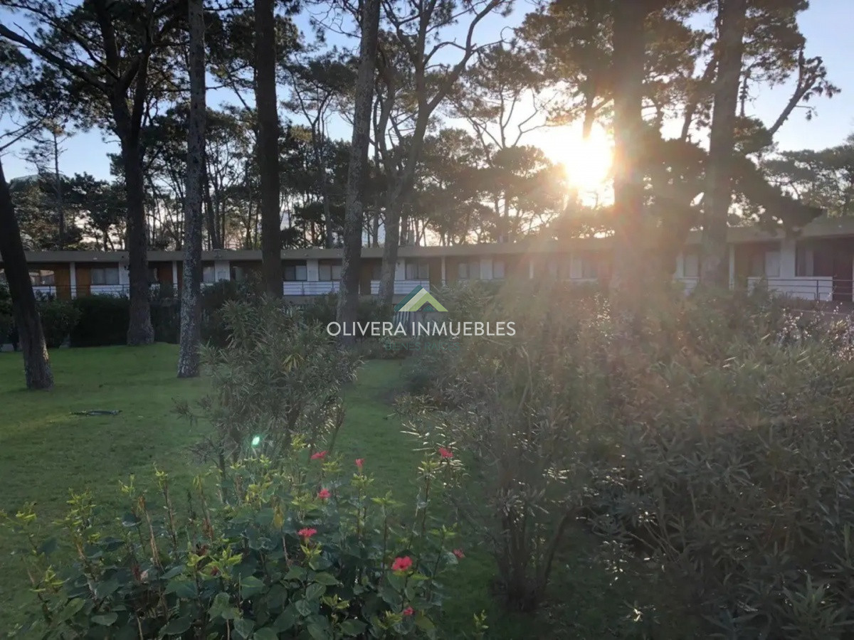 Apartamento ID.9517 - Atención !! Apartamento Complejo en Arcobaleno - Baño Totalmente Nuevo !!