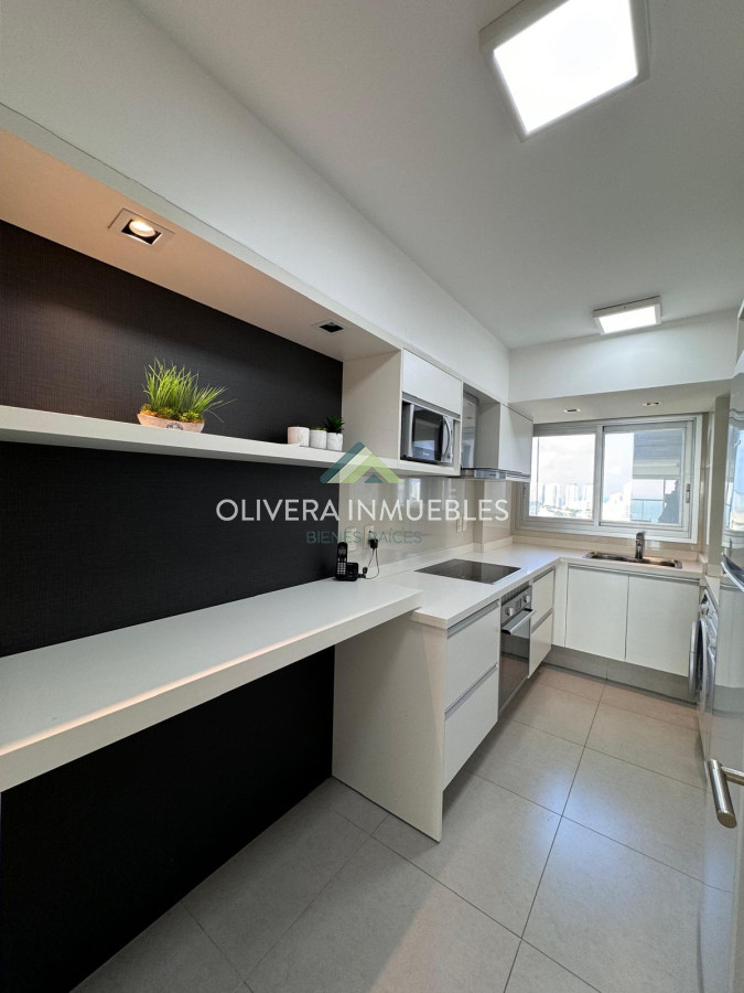 Apartamento ID.12684 - Apartamento en venta de 2 dormitorios en edificio Miami Boulevard