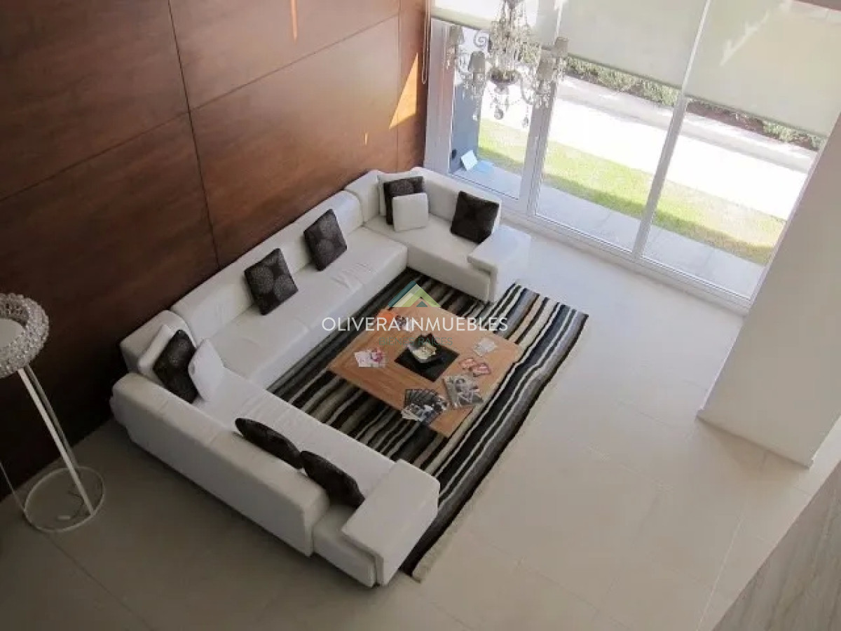 Apartamento ID.5923 - Hermoso apto en alquiler, Invernal y temporal. Cerca de punta shopping.