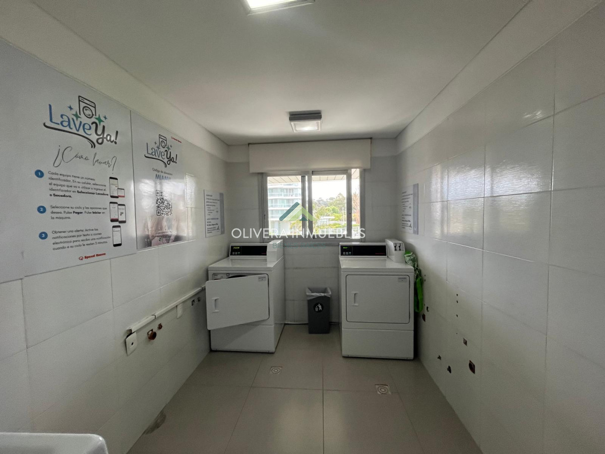 Apartamento ID.13714 - Apartamento en venta a pasos del mar, Punta del Este