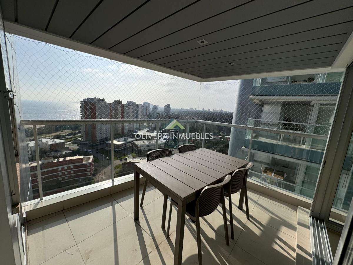 Apartamento ID.12684 - Apartamento en venta de 2 dormitorios en edificio Miami Boulevard
