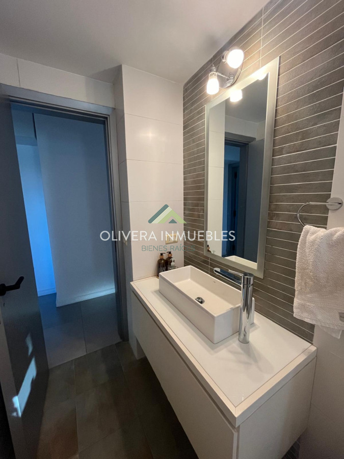 Apartamento ID.13689 - Apartamento en venta, 2 dormitorios en La Pastora, Punta del Este