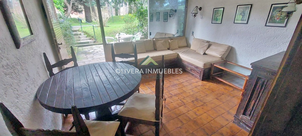 Apartamento ID.9517 - Atención !! Apartamento Complejo en Arcobaleno - Baño Totalmente Nuevo !!