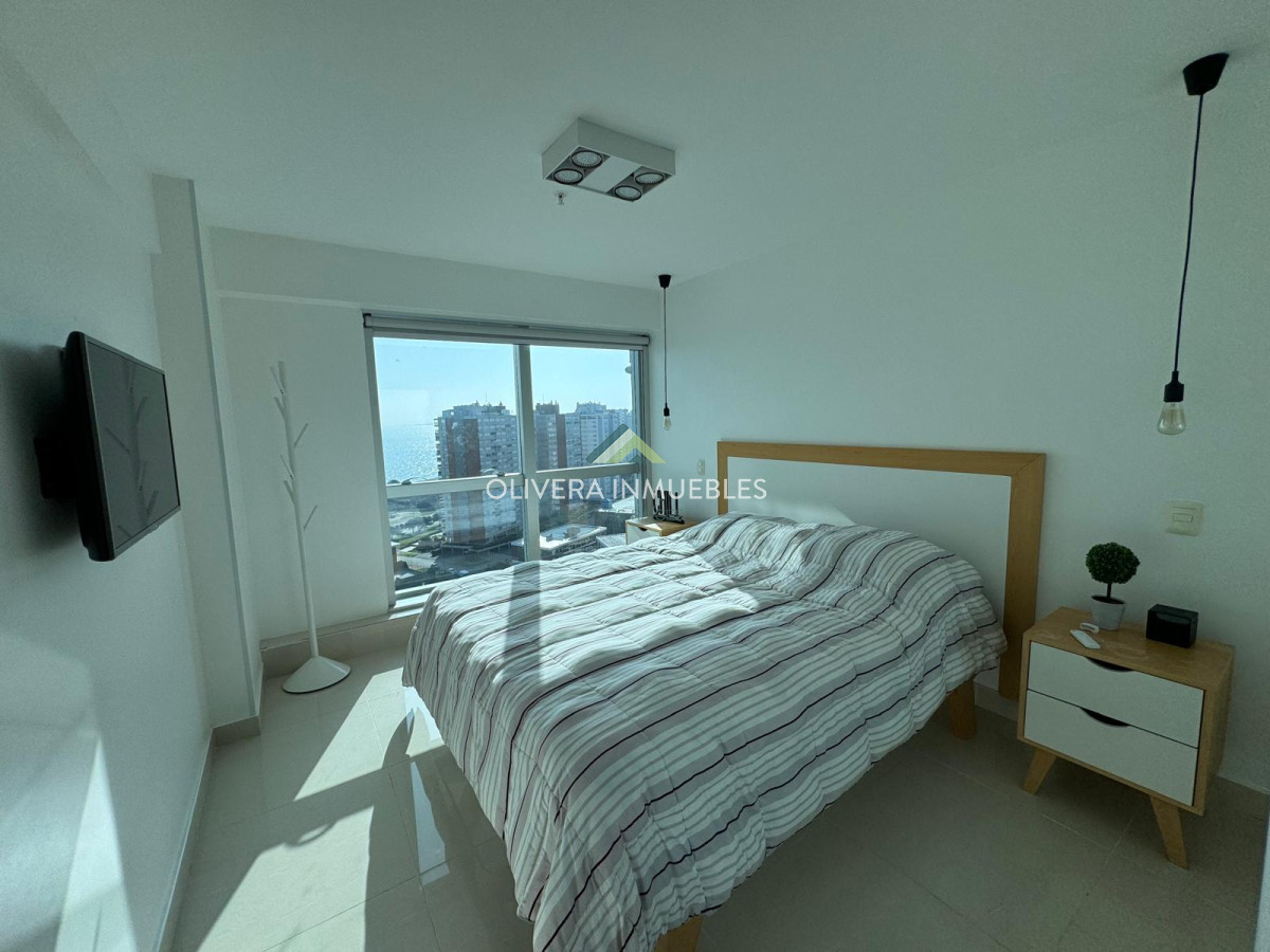 Apartamento ID.12684 - Apartamento en venta de 2 dormitorios en edificio Miami Boulevard