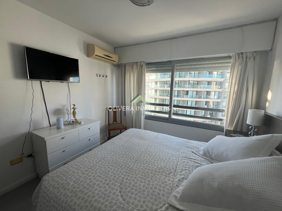 Apartamento ID.13689 - Apartamento en venta, 2 dormitorios en La Pastora, Punta del Este