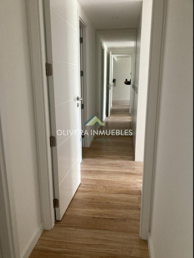 Apartamento ID.13842 - Apartamento en venta a cuadras de Playa Mansa, Punta del Este