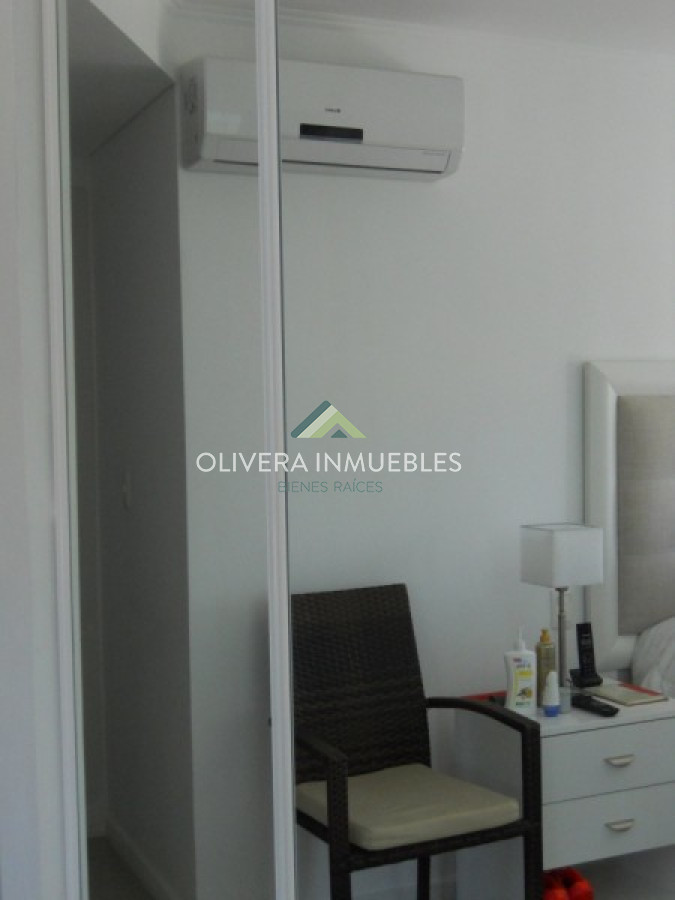 Apartamento ID.4440 - Apartamento en venta y alquiler de 2 dormitorios, Punta del Este.