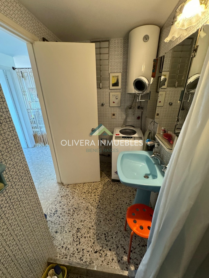 Apartamento ID.11465 - Apartamento en venta de 1 dormitorio y medio en Punta del Este