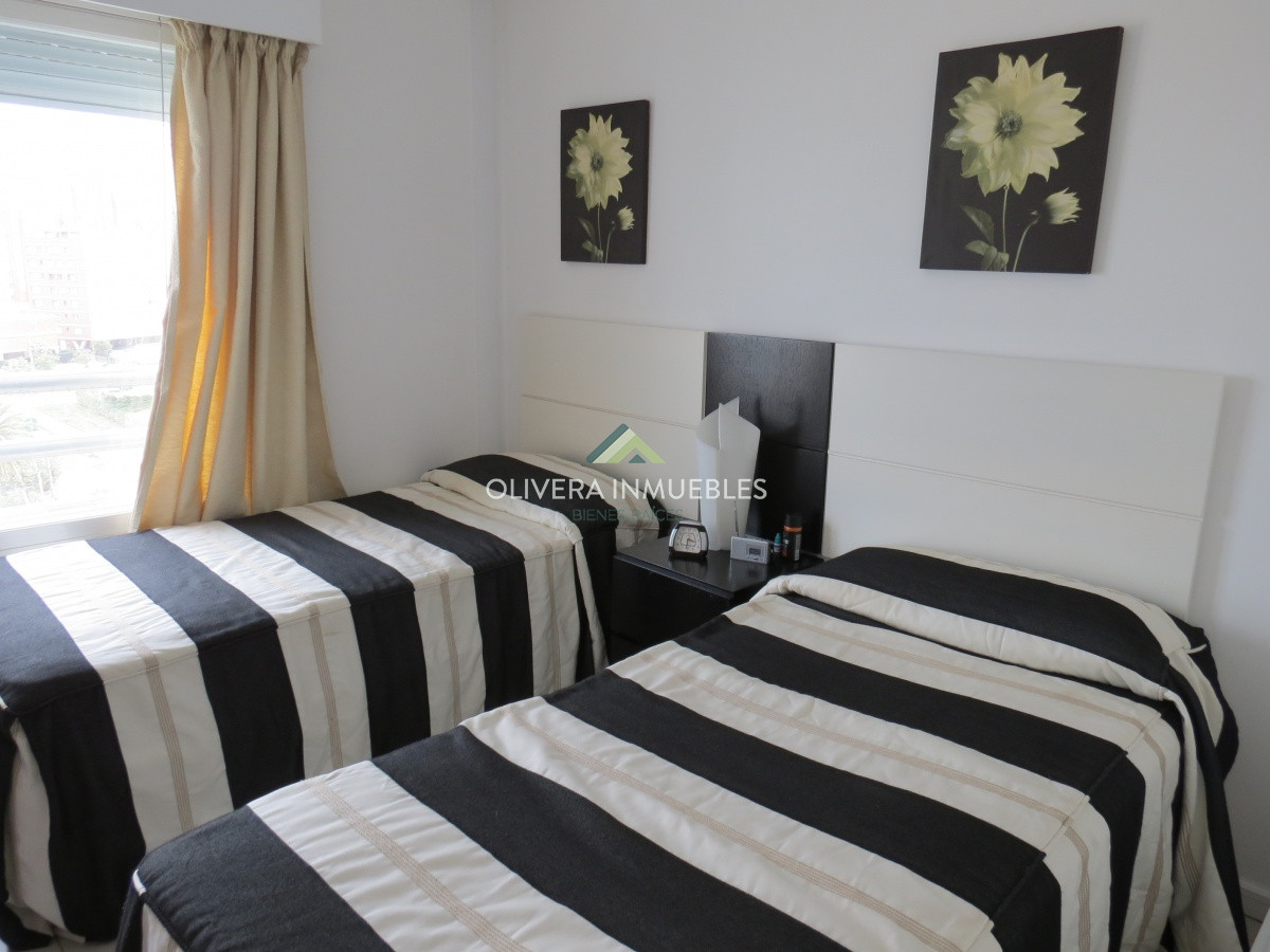 Apartamento ID.5345 - Venta de apartamento 3 dormitorios, full amenities, en uno de los mejores barrios de Punta del Este 