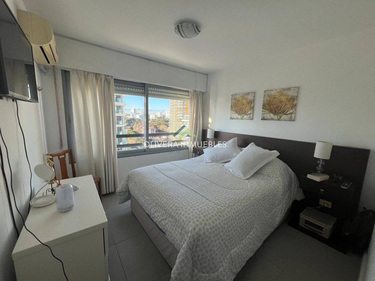 Apartamento ID.13689 - Apartamento en venta, 2 dormitorios en La Pastora, Punta del Este