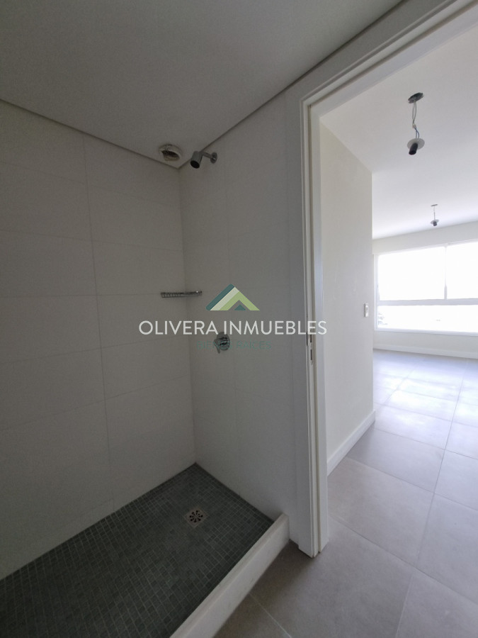 Apartamento ID.10800 - Apartamento en venta de 2 dormitorios y 3 baños en Roosevelt Punta del Este 