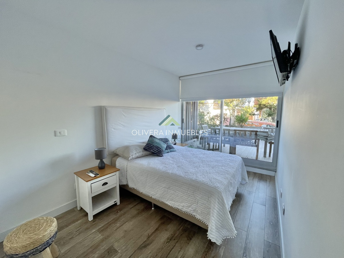 Apartamento ID.10017 - VENTA DE APARTAMENTO DE 1 DORMITORIO EN PENISULA PUNTA DEL ESTE