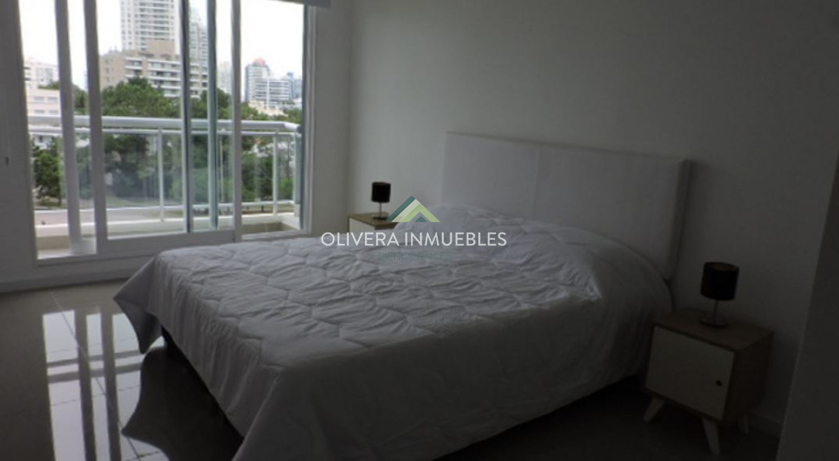 Apartamento ID.3885 - Venta apartamento de 2 dormitorios, Punta del Este!!!