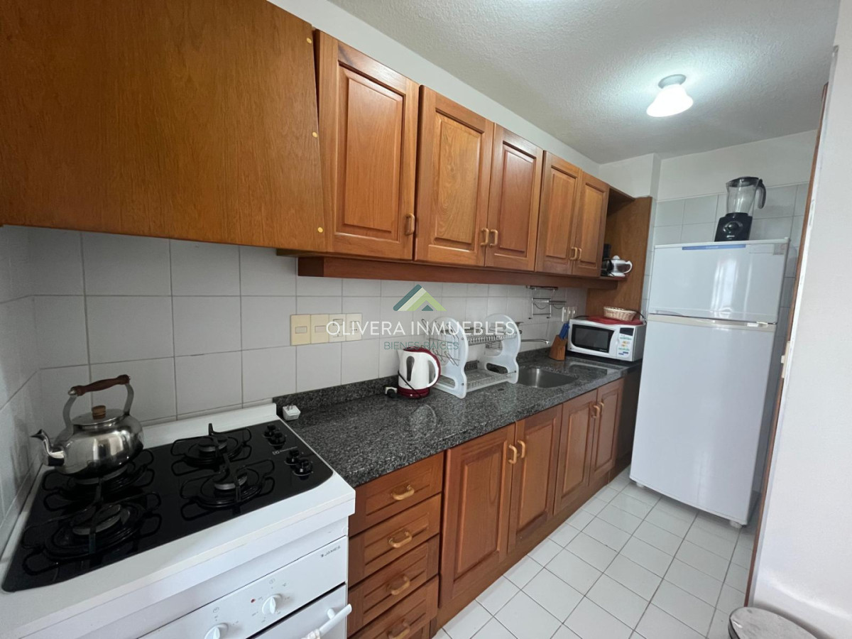Apartamento ID.13840 - Apartamento en venta a metros del mar, Punta del Este