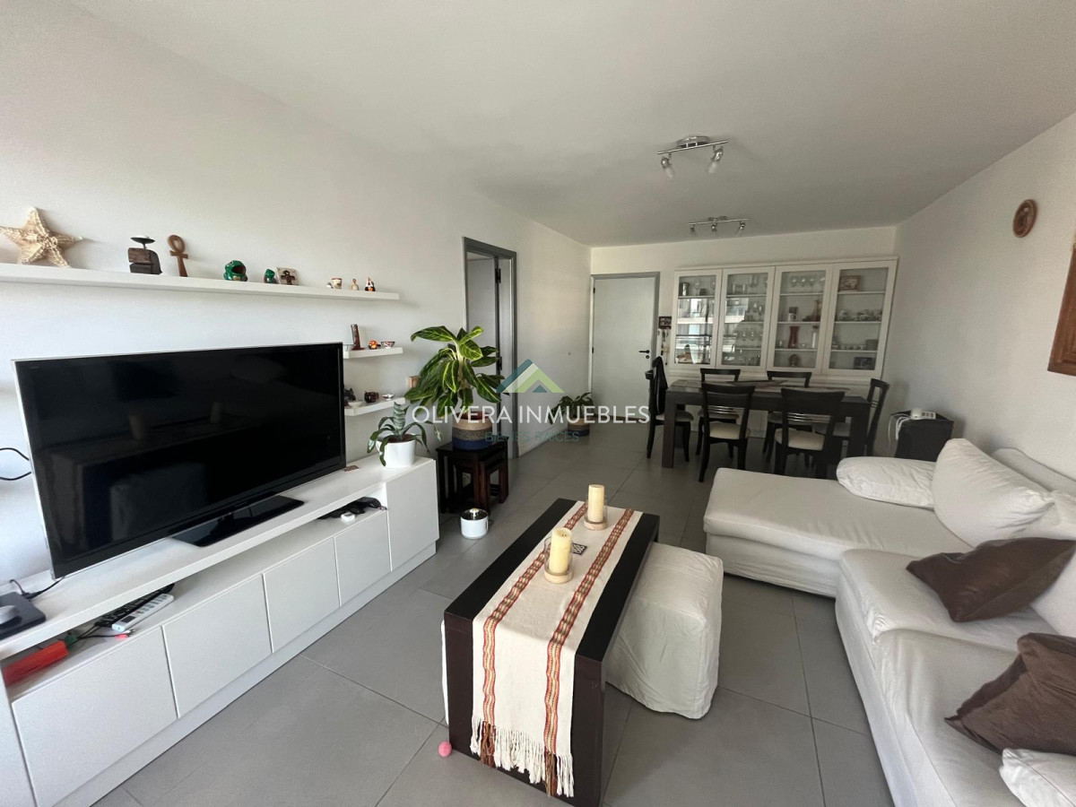 Apartamento ID.13689 - Apartamento en venta, 2 dormitorios en La Pastora, Punta del Este