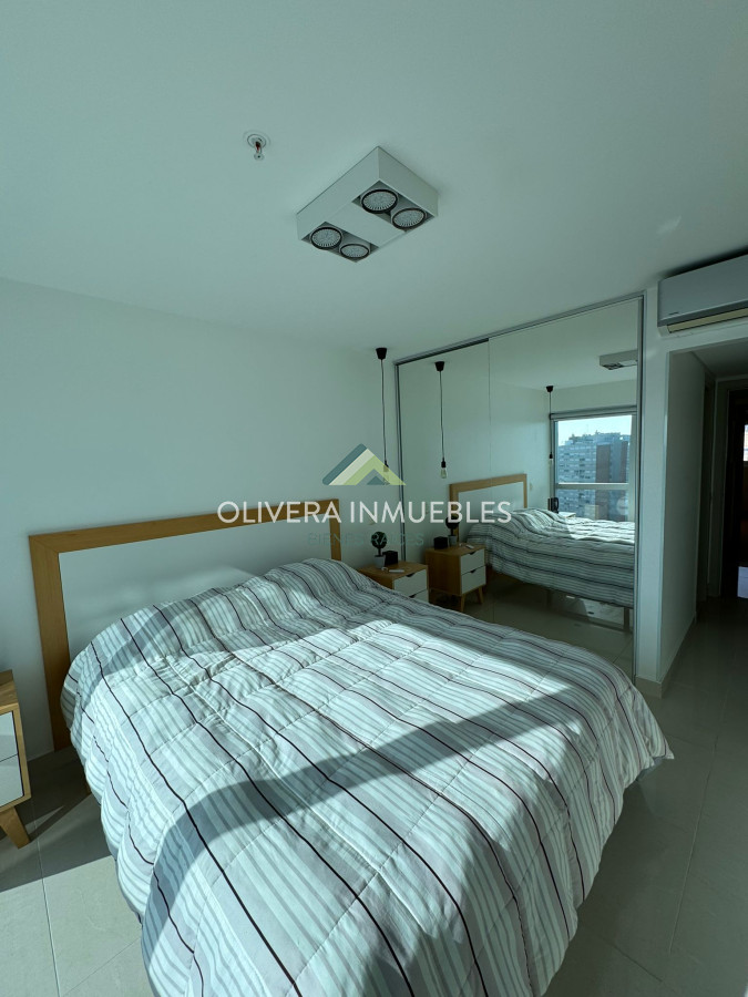 Apartamento ID.12684 - Apartamento en venta de 2 dormitorios en edificio Miami Boulevard