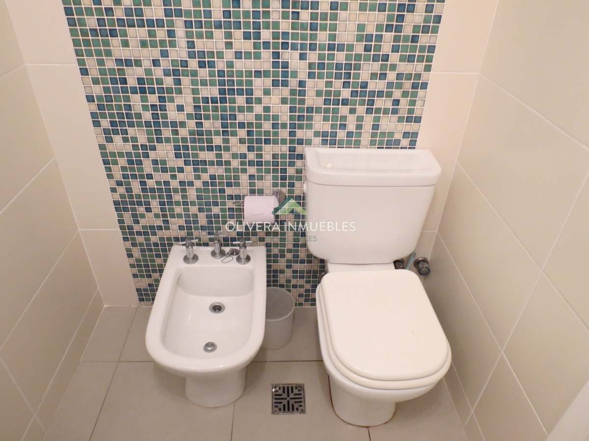 Apartamento ID.5345 - Venta de apartamento 3 dormitorios, full amenities, en uno de los mejores barrios de Punta del Este 