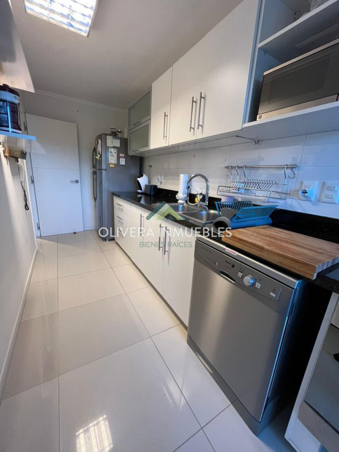 Apartamento ID.12105 - Apartamento en venta de 2 dormitorios en Edificio Cruceros