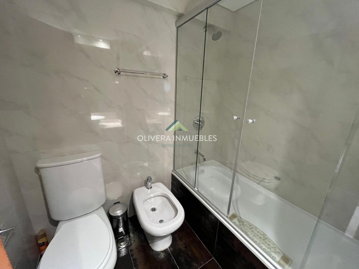 Apartamento ID.13714 - Apartamento en venta a pasos del mar, Punta del Este
