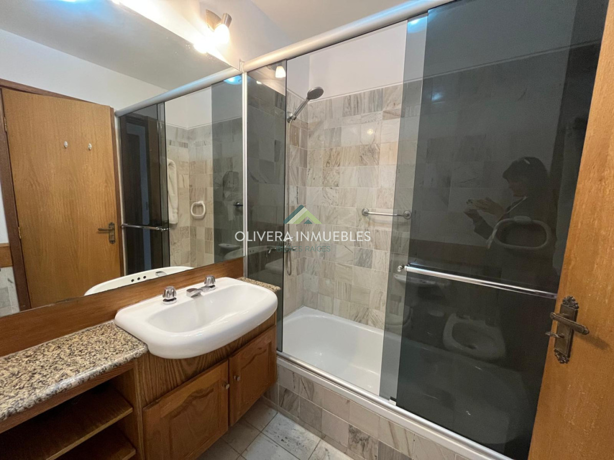 Apartamento ID.13840 - Apartamento en venta a metros del mar, Punta del Este