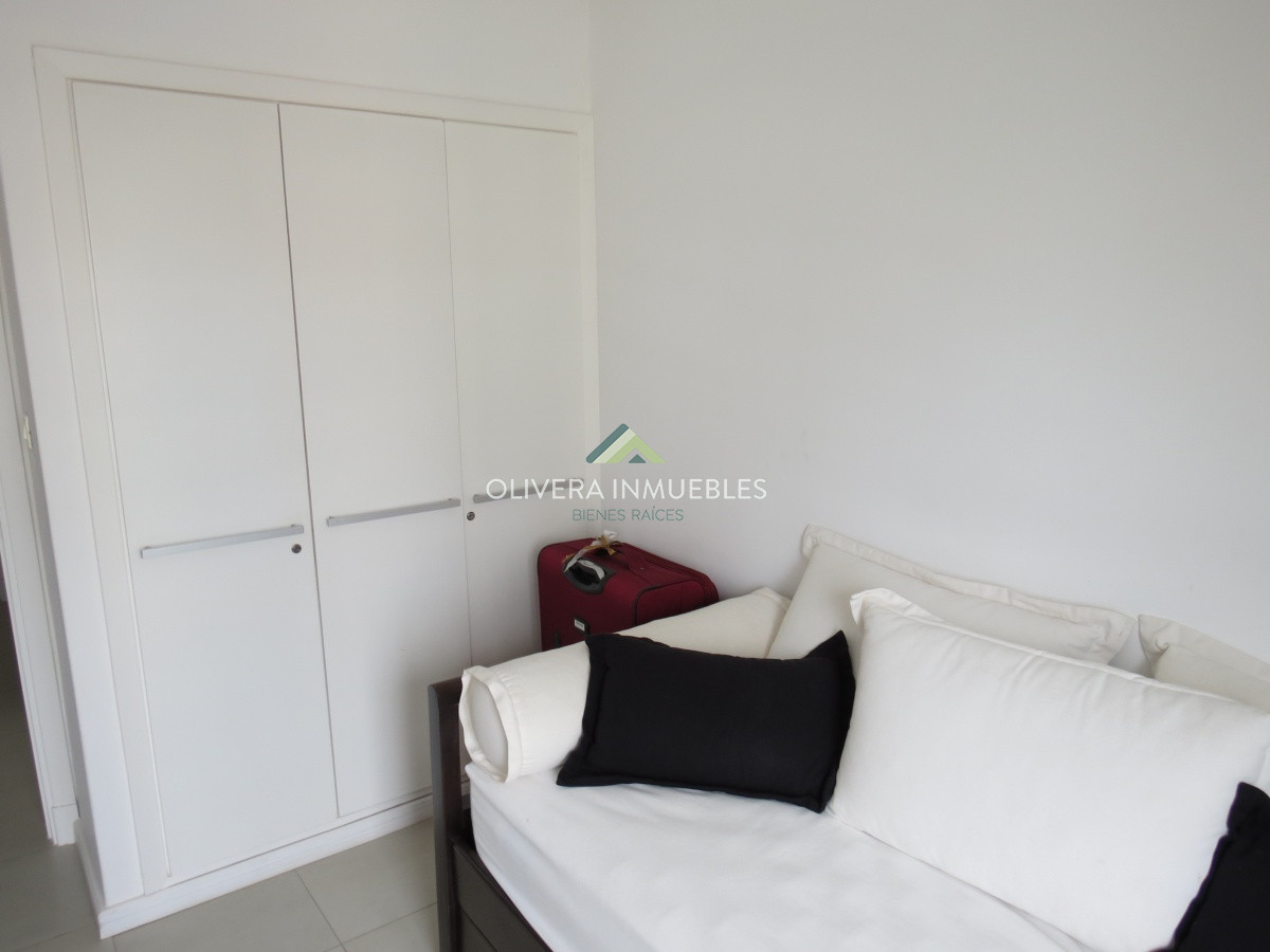 Apartamento ID.5345 - Venta de apartamento 3 dormitorios, full amenities, en uno de los mejores barrios de Punta del Este 