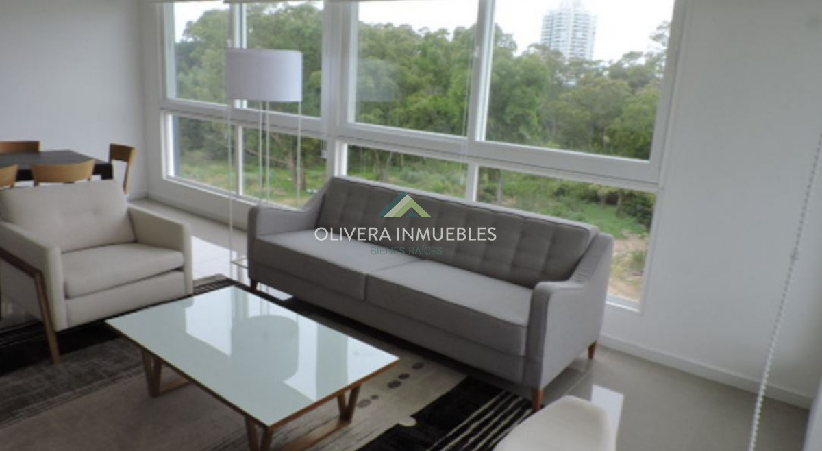 Apartamento ID.3885 - Venta apartamento de 2 dormitorios, Punta del Este!!!