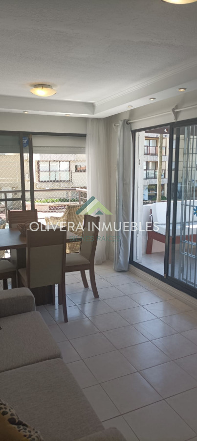 Apartamento ID.10140 - Alquilo en temporada Punta del este