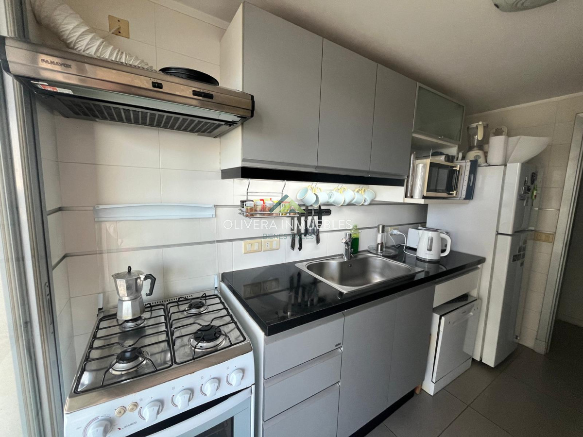 Apartamento ID.13689 - Apartamento en venta, 2 dormitorios en La Pastora, Punta del Este